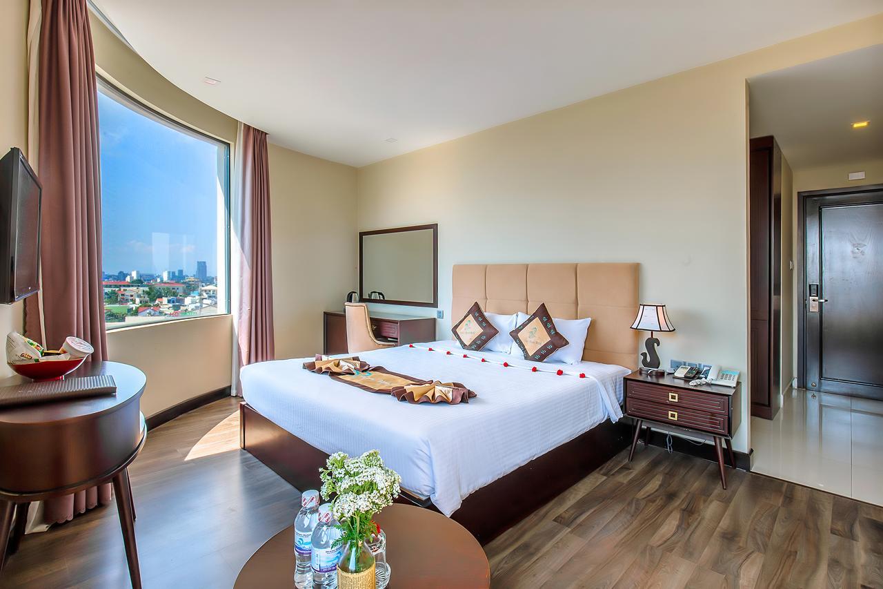 Ocean Haven Hotel Дананг Екстериор снимка